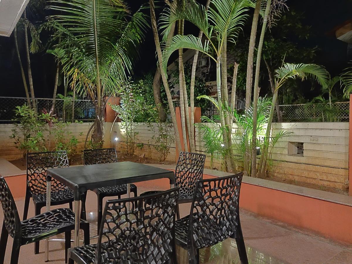 Sunstone Villa Lonavala Esterno foto