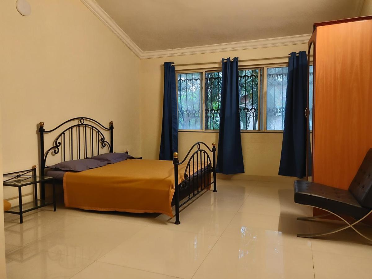 Sunstone Villa Lonavala Esterno foto